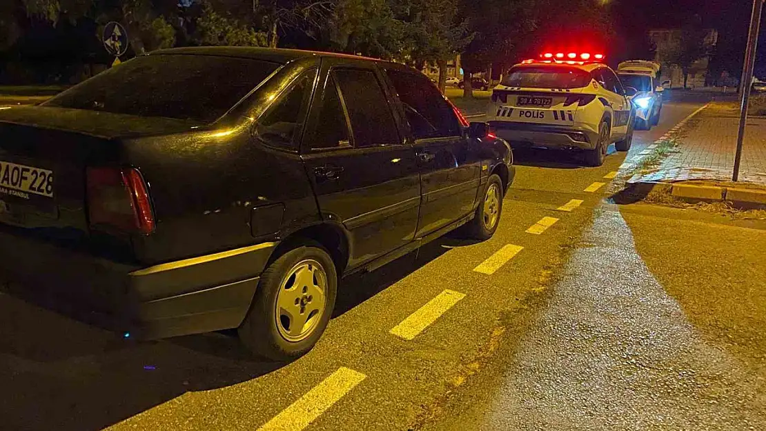 'Dur' ihtarına uymayan ehliyetsiz sürücü yakalandı
