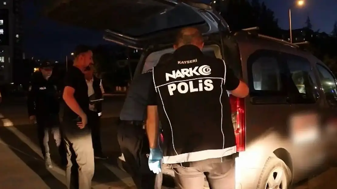 Aranan 7 kişi yakalandı