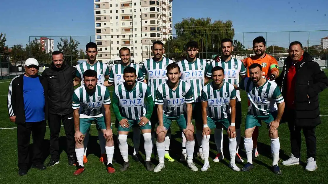 Argıncıkspor doludizgin ilerliyor