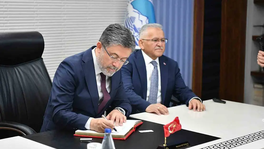 Bakan Yumaklı'dan Başkan Büyükkılıç'a 'tarım ve heyvancılık' teşekkürü
