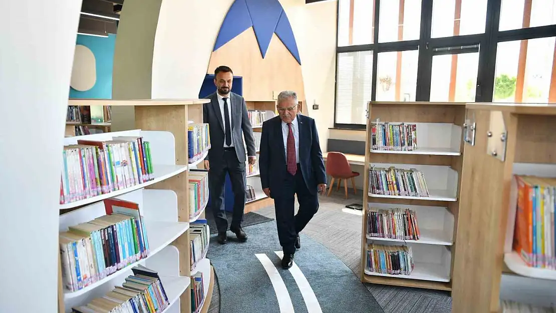 Başkan Büyükkılıç: 'Takdire şayan kütüphanemizi Kayseri'mize sunmuş bulunuyoruz'
