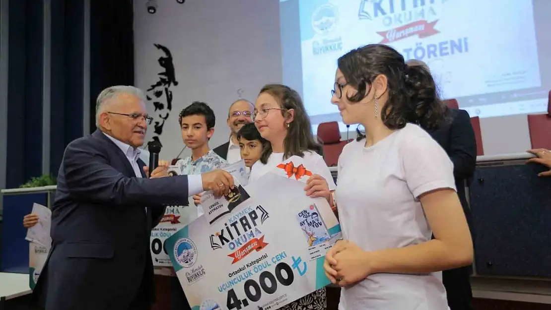 Büyükşehir'de kitap okuma rüzgarı esti