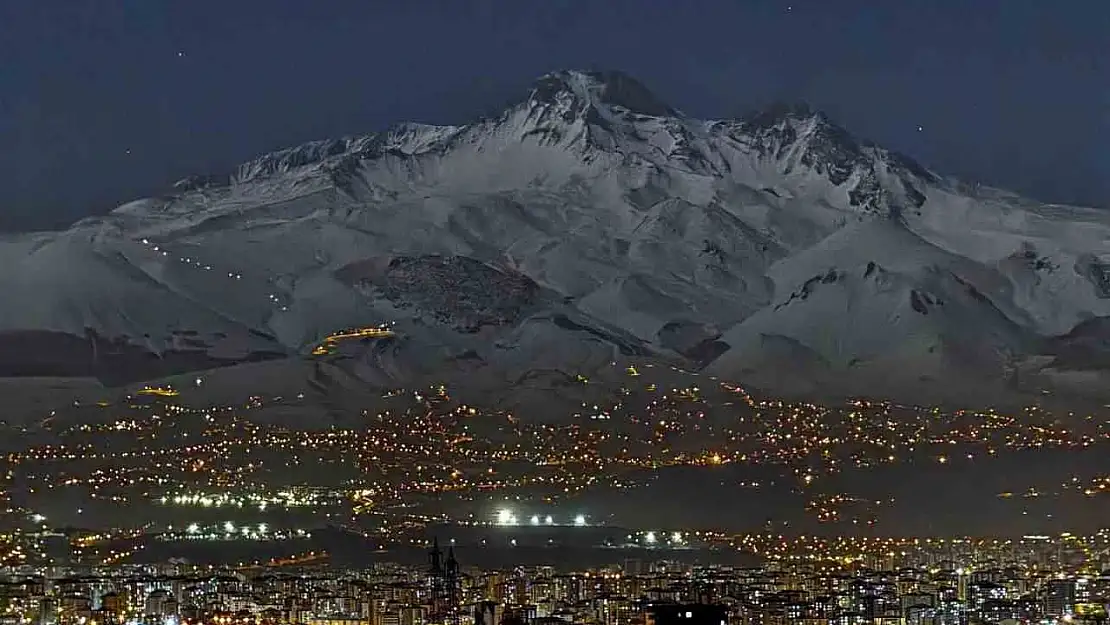 Büyükşehir, otellerin personelini Kayseri turizmi ve Erciyes konusunda bilgilendirecek