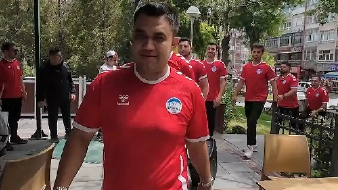 Büyükşehir Spor A.Ş.'den Emekliler Kafeteryası'nda jimnastik aktivitesi