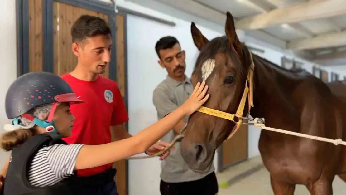 Büyükşehir Spor A.Ş.'nin binicilik eğitimleri yoğun ilgi görüyor