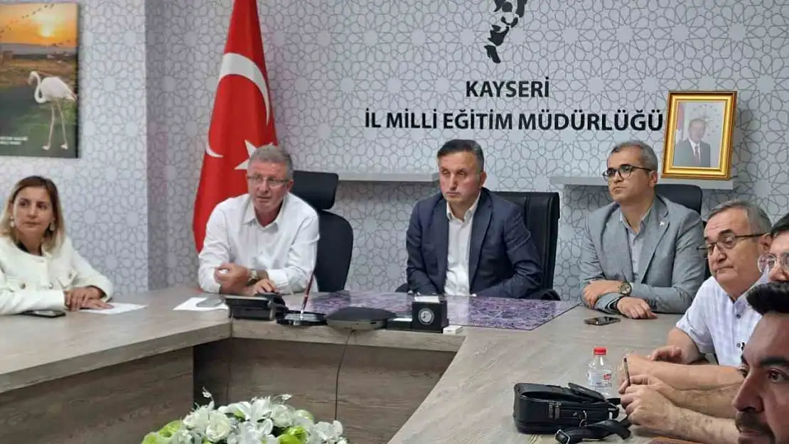 Büyükşehirden eğitimcilere 'Kartal Kavşağı' sunumu