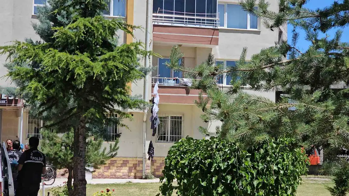 Çamaşır ipi hayat kurtardı