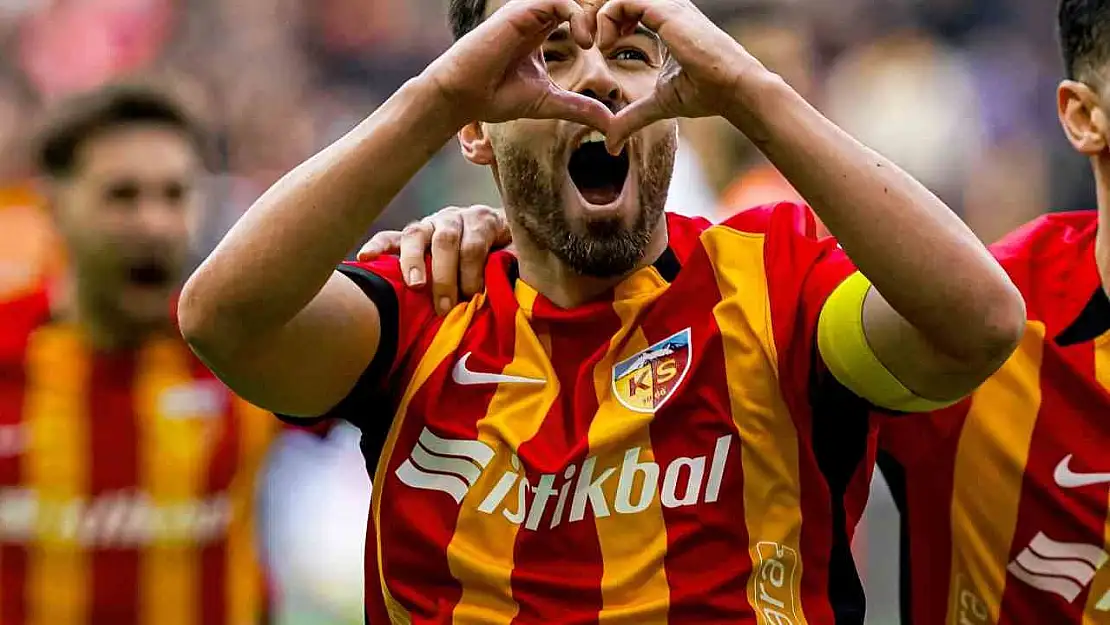 Cardoso Kayserispor'u sırtlıyor