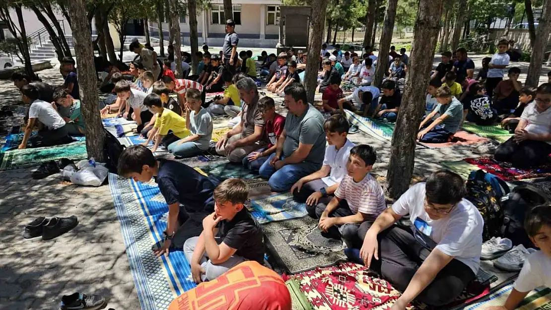 Develi'de Yaz Kur'an Kursları'nda büyük coşku var