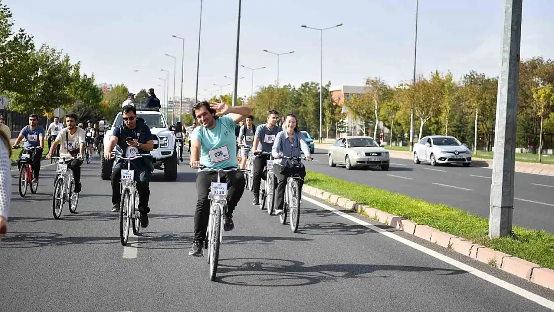 Doktorlar, büyükşehir ile 'sağlık' için pedalladı