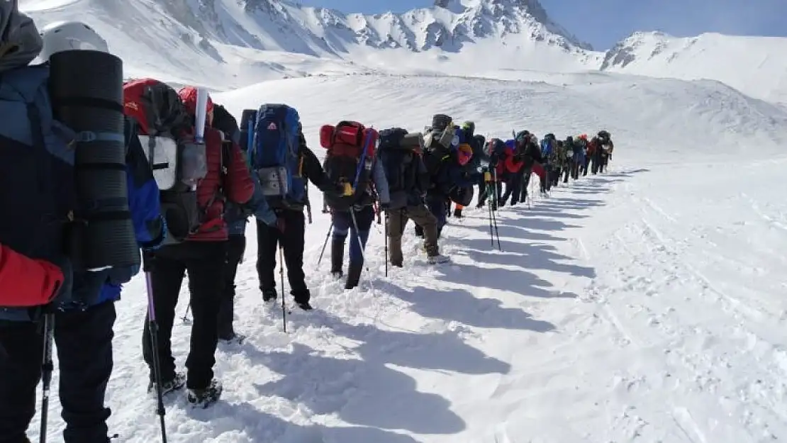 Erciyes Dağı'nda 19 Mayıs Erciyes Gençlik Tırmanışı yapılacak