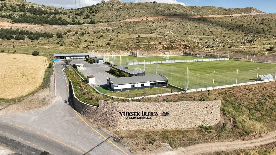Erciyes'in zirvesi, yaz kampı için yerli ve yabancı 25 kulübün tercihi oldu