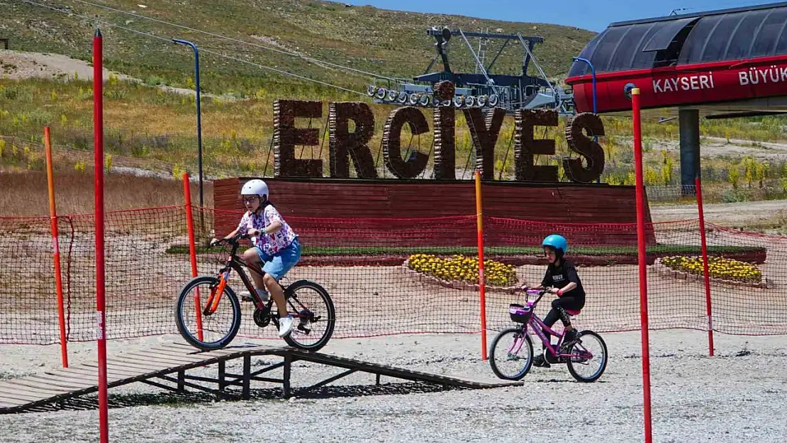 Erciyes'te 'Çocuk Bisiklet ve Aktivite Parkı' sezonu açıldı