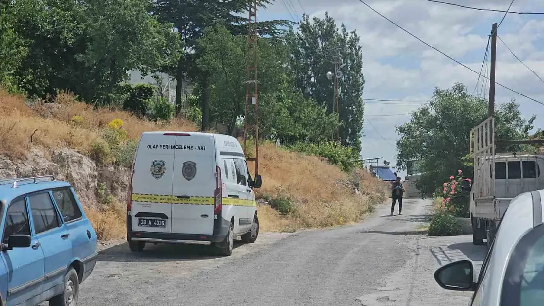 Evin bahçesinde vurulan şahıs ağır yaralandı