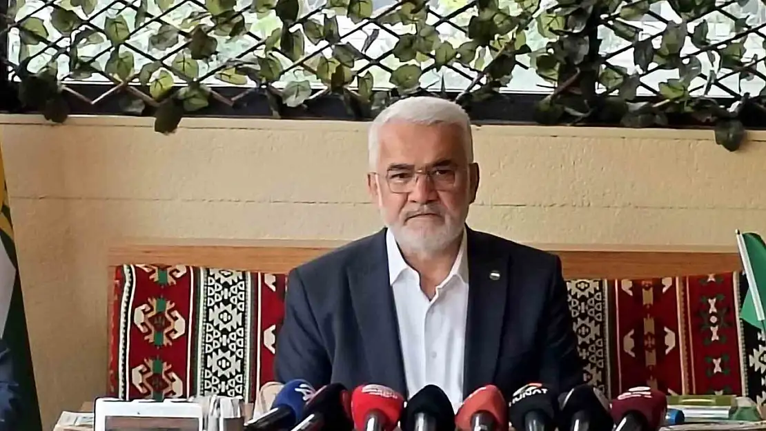 HÜDA PAR Genel Başkanı Yapıcıoğlu: 'Yeni anayasa mecliste onaylansa dahi referanduma götürülmelidir'