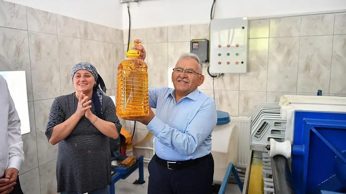 İncesu'da vatandaşla buluşan Başkan Büyükkılıç'tan taleplere anında talimat
