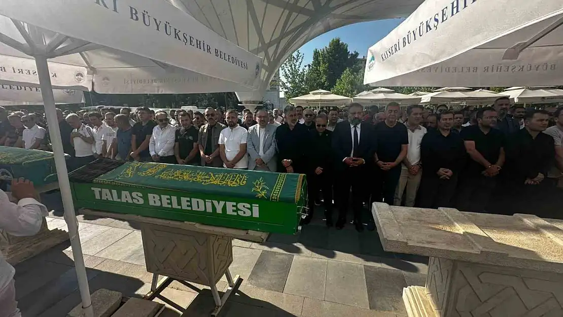 İYİ Parti Genel Başkan Başdanışmanı Kılınç'ın kardeşi son yolculuğuna uğurlandı