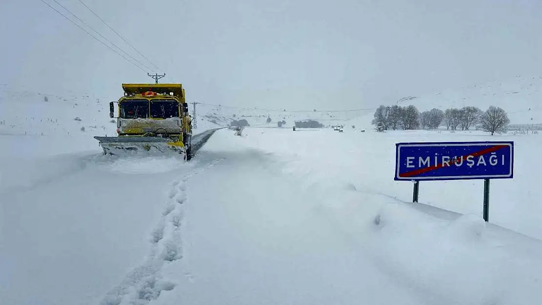 Kayseri'de 203 yol açıldı, 15 yolda çalışmalar sürüyor