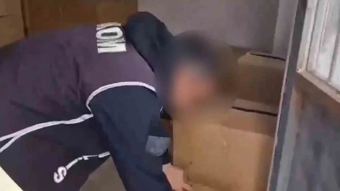 Kayseri'de 209 bin 400 dal doldurulmuş makaron ele geçirildi