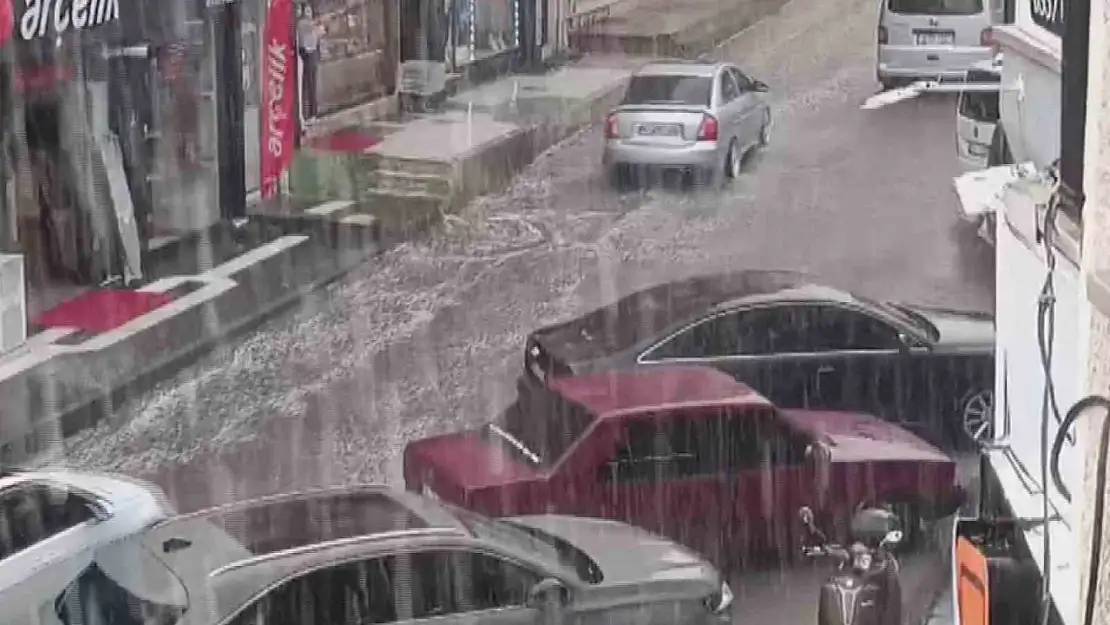 Kayseri Develi'de sağanak etkili oldu
