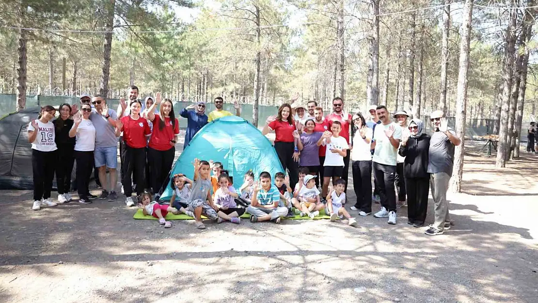Kayserililer, sıcak yaz günlerinde doğa kampı ile nefes alıyor