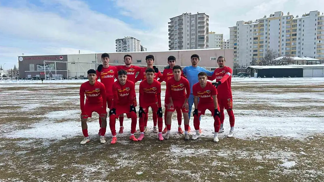 Kayserispor U19 evinde 4-0 kazandı