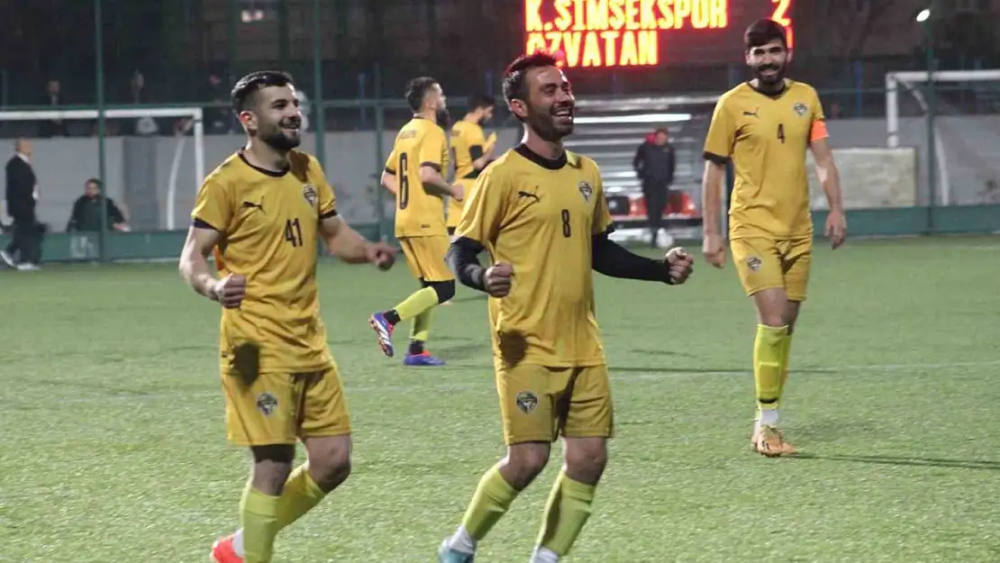 Kocasinan Şimşekspor: 4 - Özvatanspor: 1