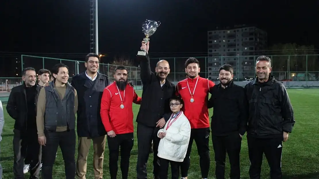 Kocasinan Şimşekspor'da Başkan Vekili Başkal görevinden ayrıldı