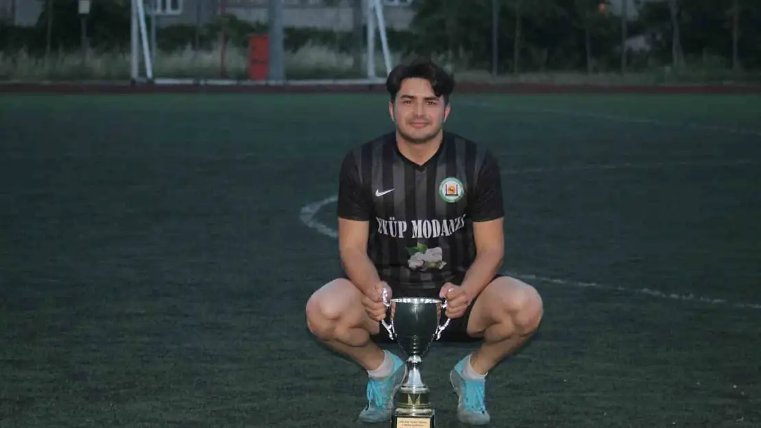 Kocasinan Yemlihaspor'da 8 imza birden
