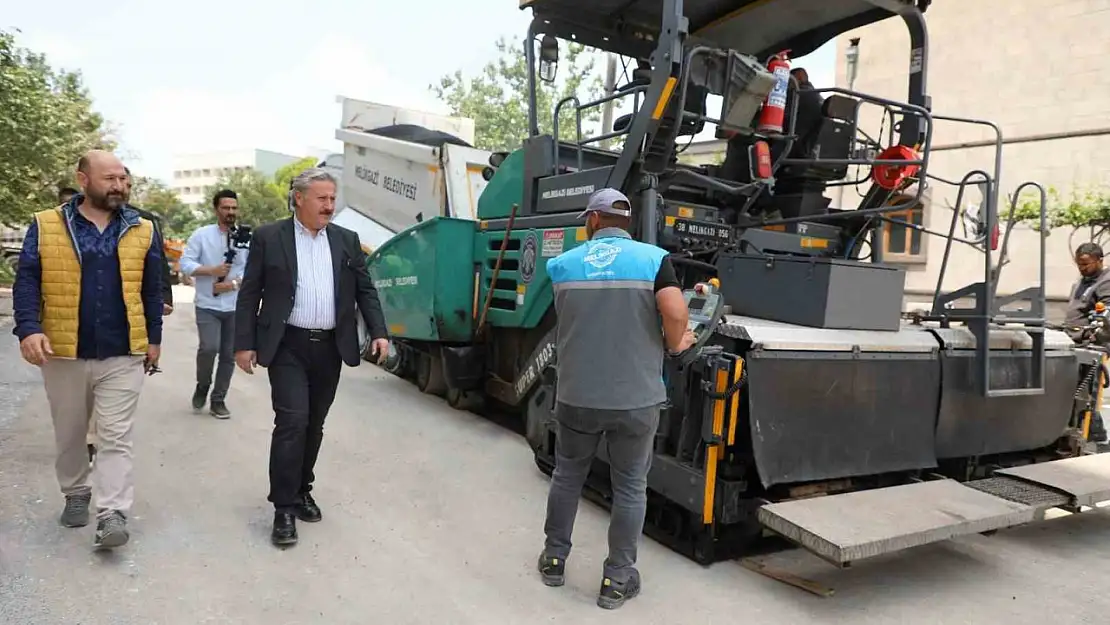 Melikgazi Belediyesi, 17 bölgede yol çalışması yapıyor