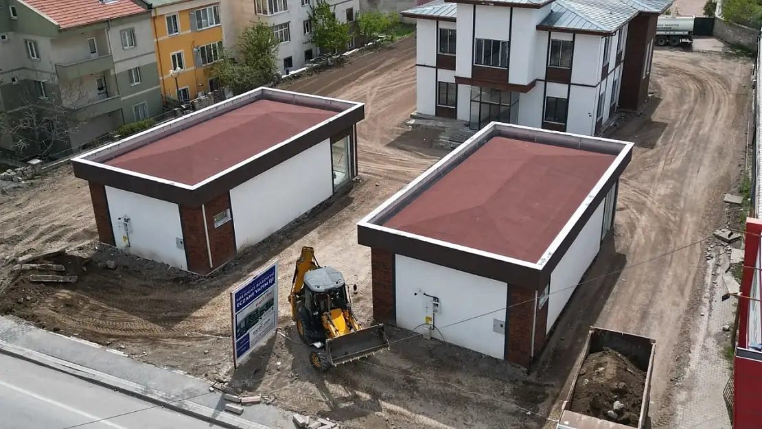 Melikgazi'de sağlık merkezlerine çevre düzenlemesi yapılıyor