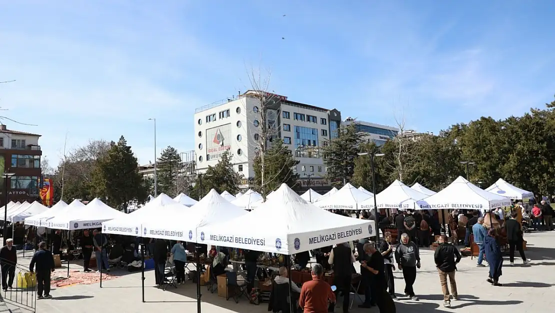 Melikgazi'nin Antika Pazarı'na yoğun ilgi