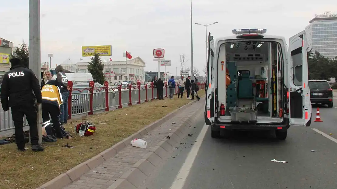 Motosikletin çarptığı yaya hayatını kaybetti