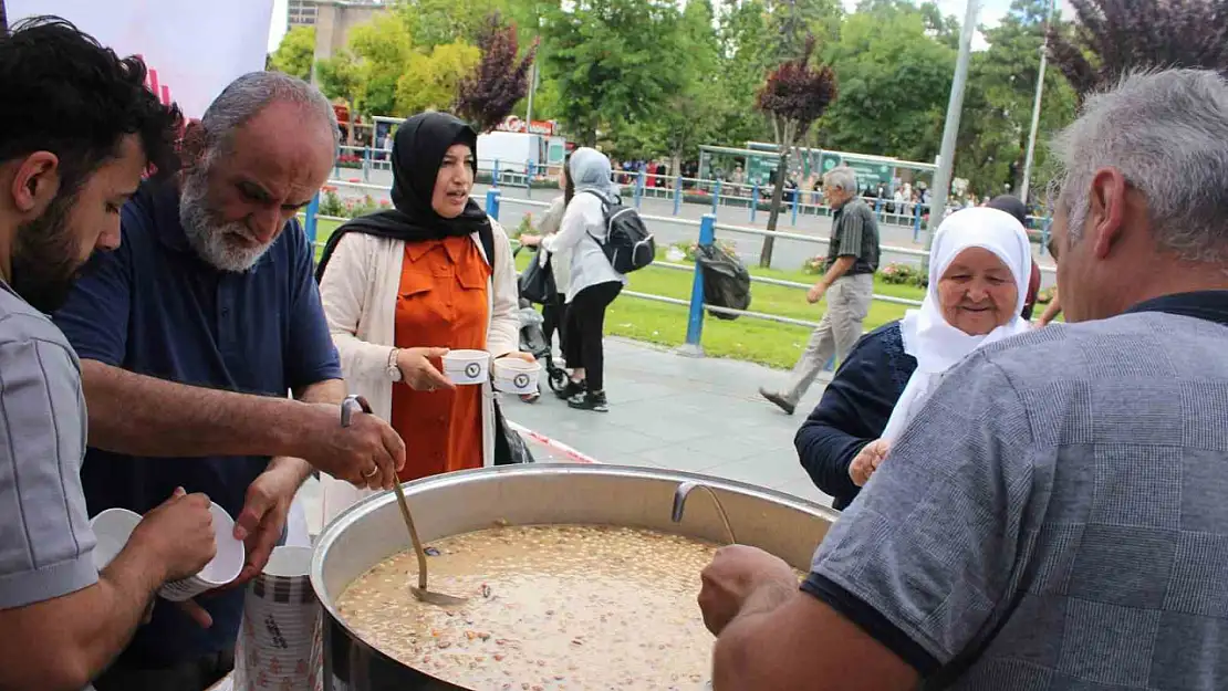 Nasrullahzade Vakfı'ndan 442 yıldır kesilmeyen hayır