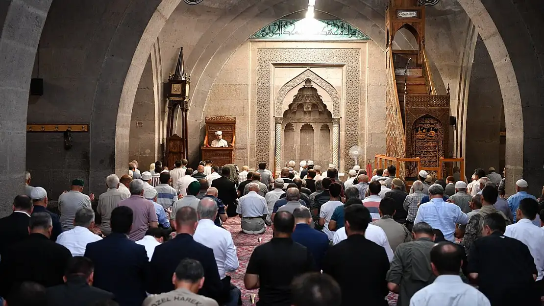 Şehitler için mevlidi şerif programı düzenlendi