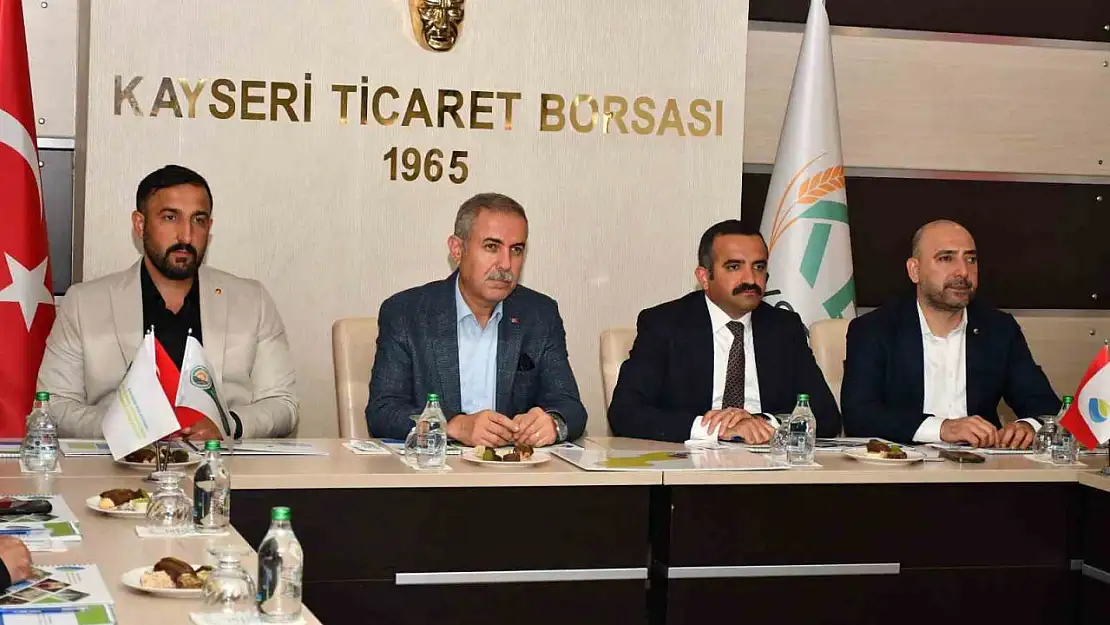 Sivas heyeti, Türkiye'nin yeni nesil tarım modelini yerinde inceledi