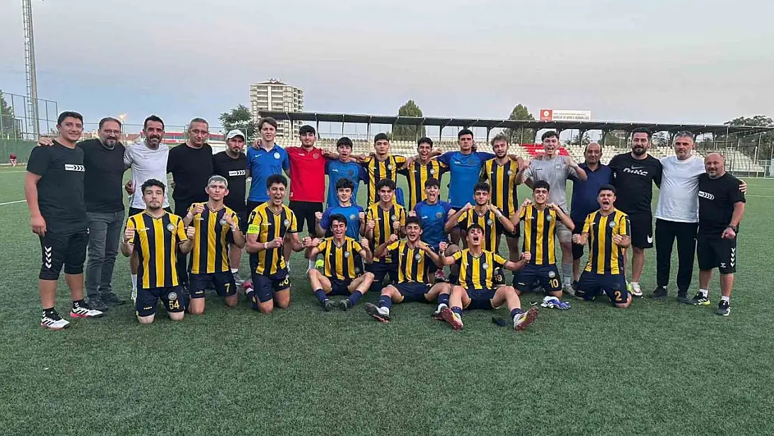 Talas Belediyespor U17 takımı Türkiye finallerine kaldı