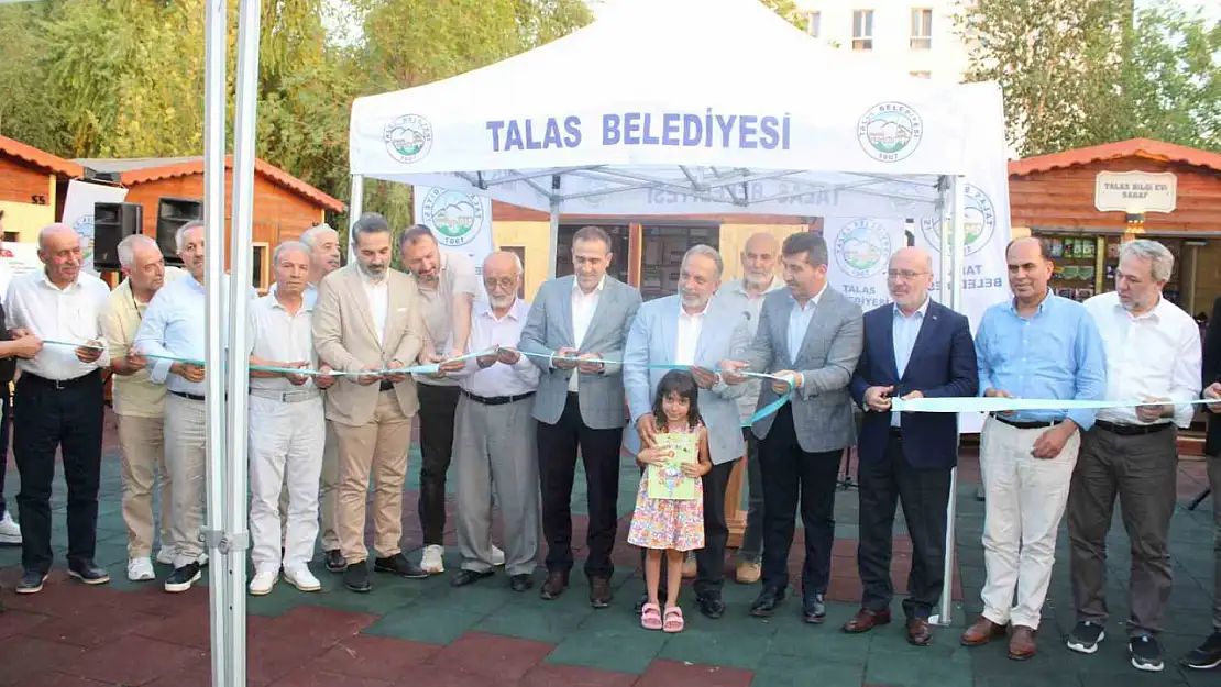 Talas'ta Sahaflar Çarşısı açıldı
