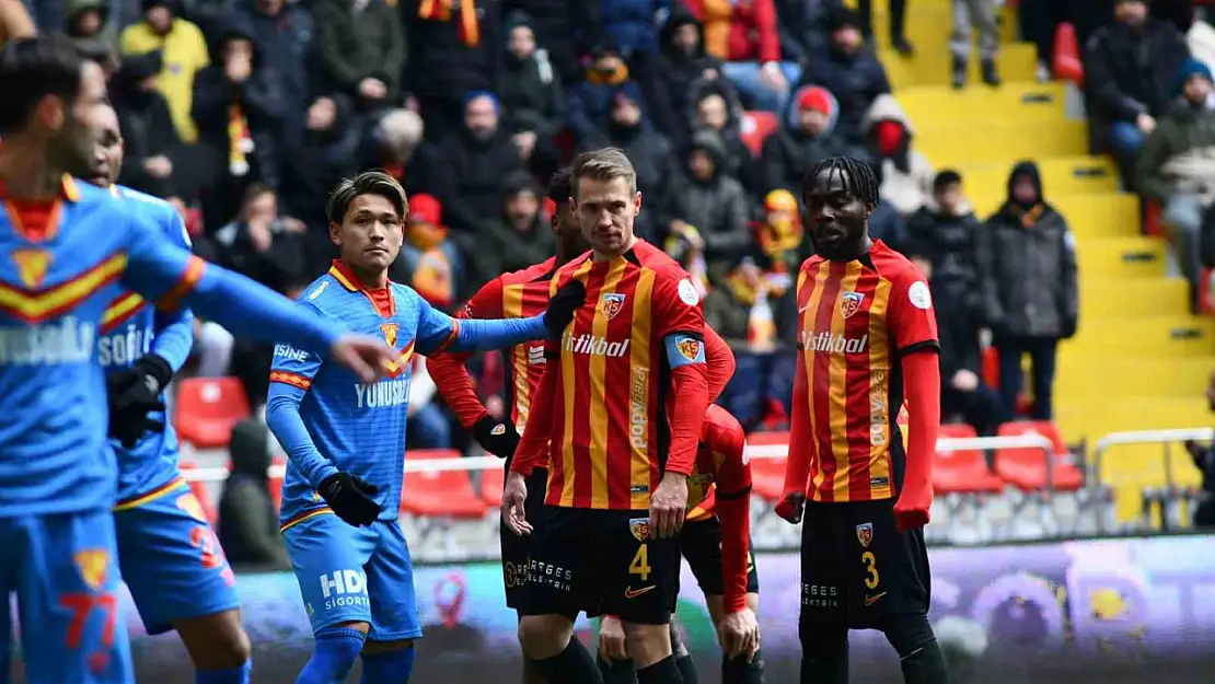 Trendyol Süper Lig: Kayserispor: 1 - Göztepe: 0 (İlk yarı)