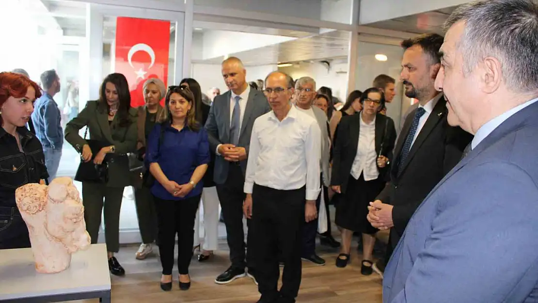 Üniversite öğrencileri hünerlerini sergiledi