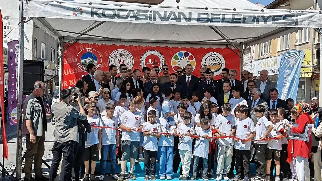 Vali Çiçek: 'ERVA Spor Okulu öğrencilerimizin hep arkasında olacağız'