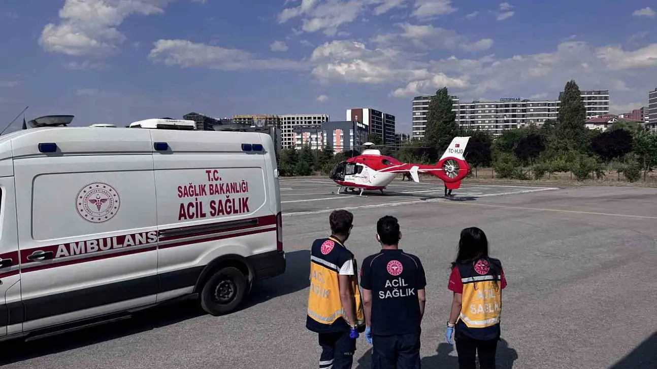 Ambulans helikopter beyin kanaması geçiren hasta için havalandı