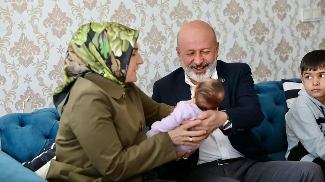 Başkan Çolakbayrakdar: 'Doğumdan hayata, Kocasinan'da her an vatandaşımızın yanındayız'