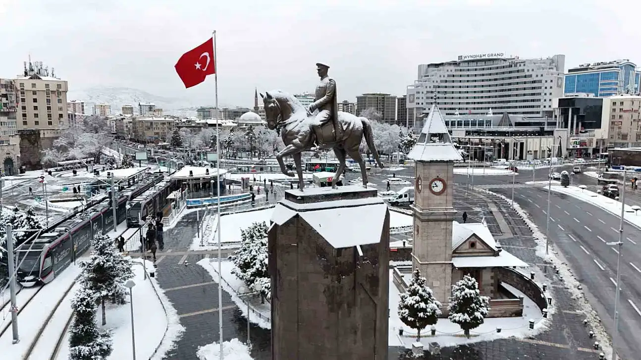 Kayseri'de kar güzelliği