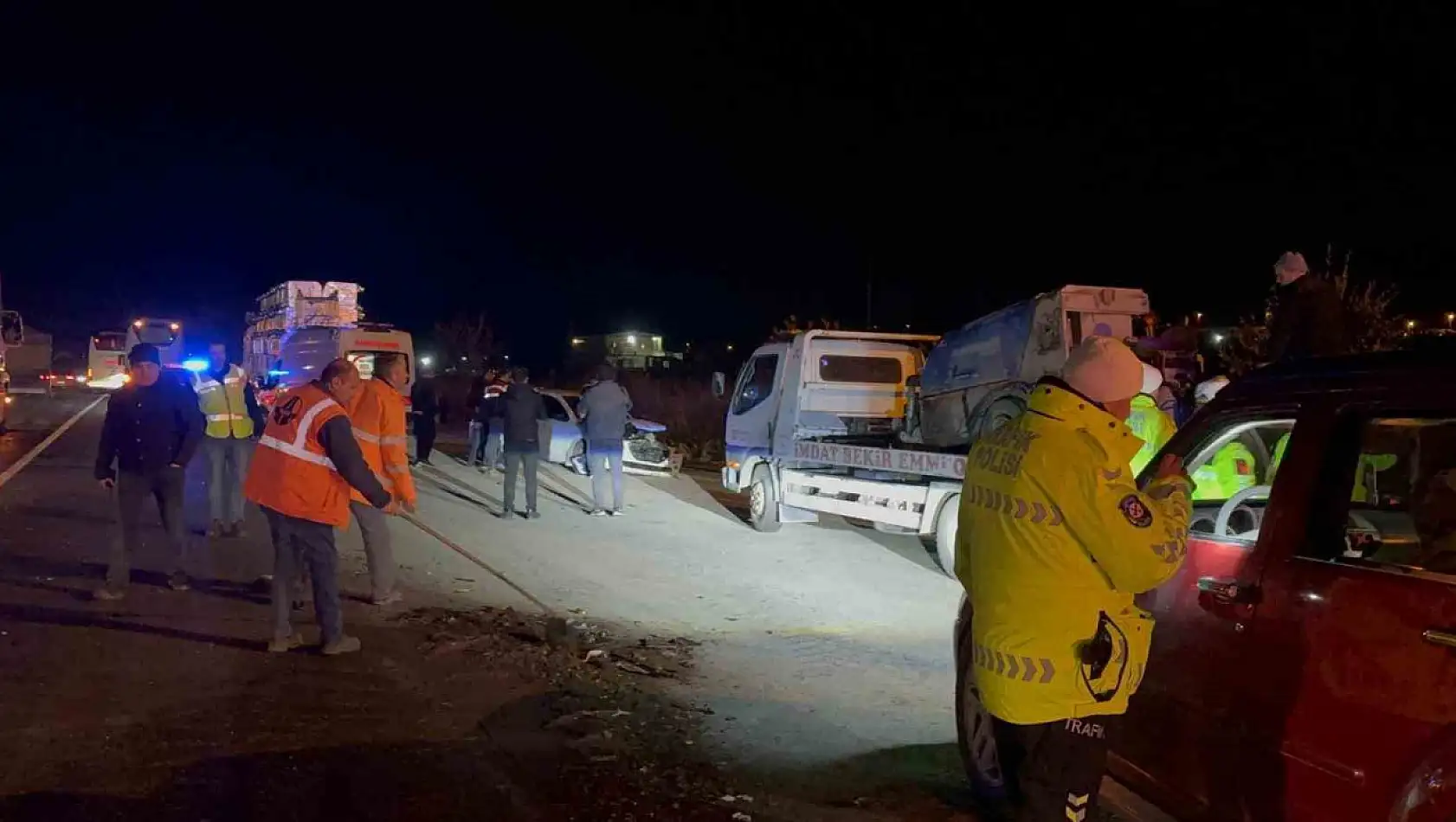 Kayseri'de kaza üstüne kaza: 1'i ağır 7 yaralı