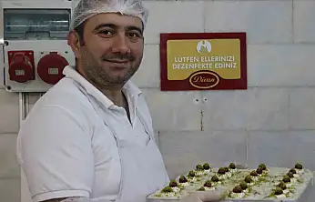 25 yıllık usta, tarihi Osmanlı'ya dayanan güllaçın püf noktalarını anlattı