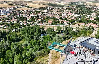 Adrenalin ve doğa tutkunlarının adresi Bünyan Cam Teras