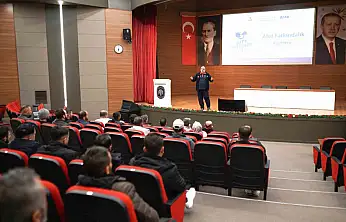 Afetlere karşı daha bilinçli olunması için Melikgazi personeline eğitim verildi