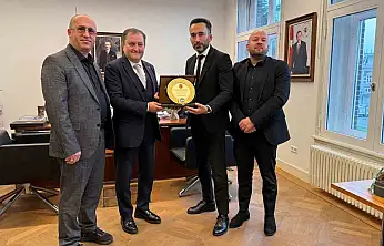 AKİB yönetiminden Amsterdam Başkonsolosu'na ziyaret