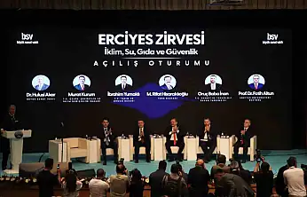Bakan Kurum: 'Depremden sonra 2 yılda 455 bin konutu bitirmek kolay iş değil'